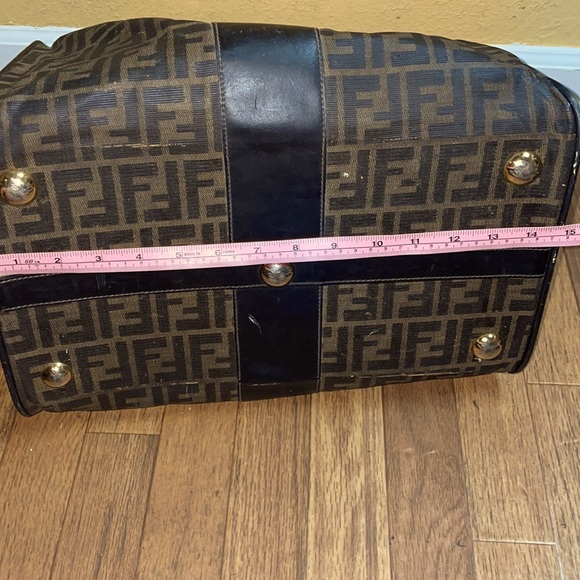 ♠️ Fendi ♠️ - Picture 5 of 16